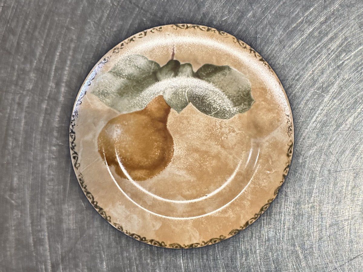 222 Fifth Cortland Fruit Apples Saucer: 5,296 ppm lead by XRF