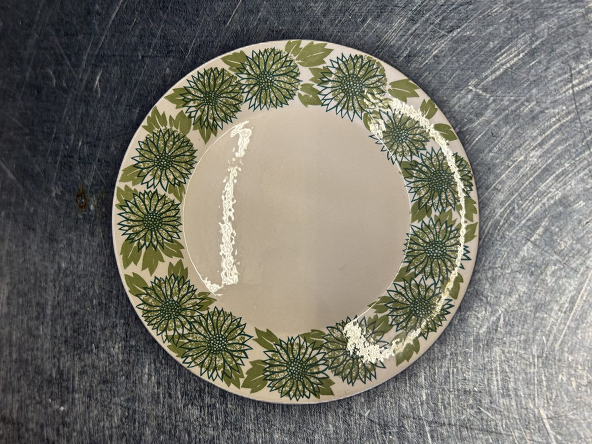 Amhurst Round Dish: 63,313 ppm lead by XRF