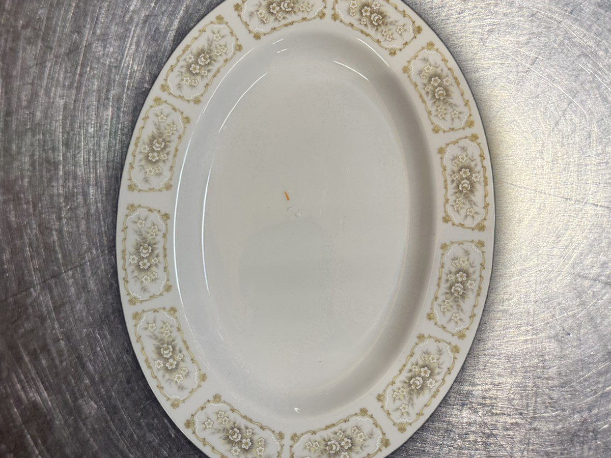 Anchor Hocking Gold Rim Oval Dish: 22 ppm lead by XRF