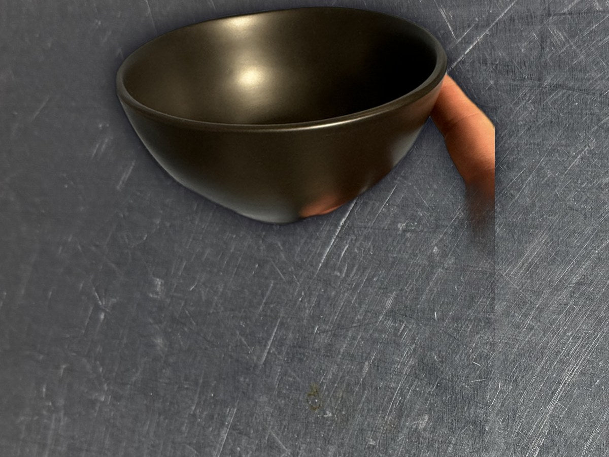 At Home Matte Black Bowl: 33 ppm lead by XRF