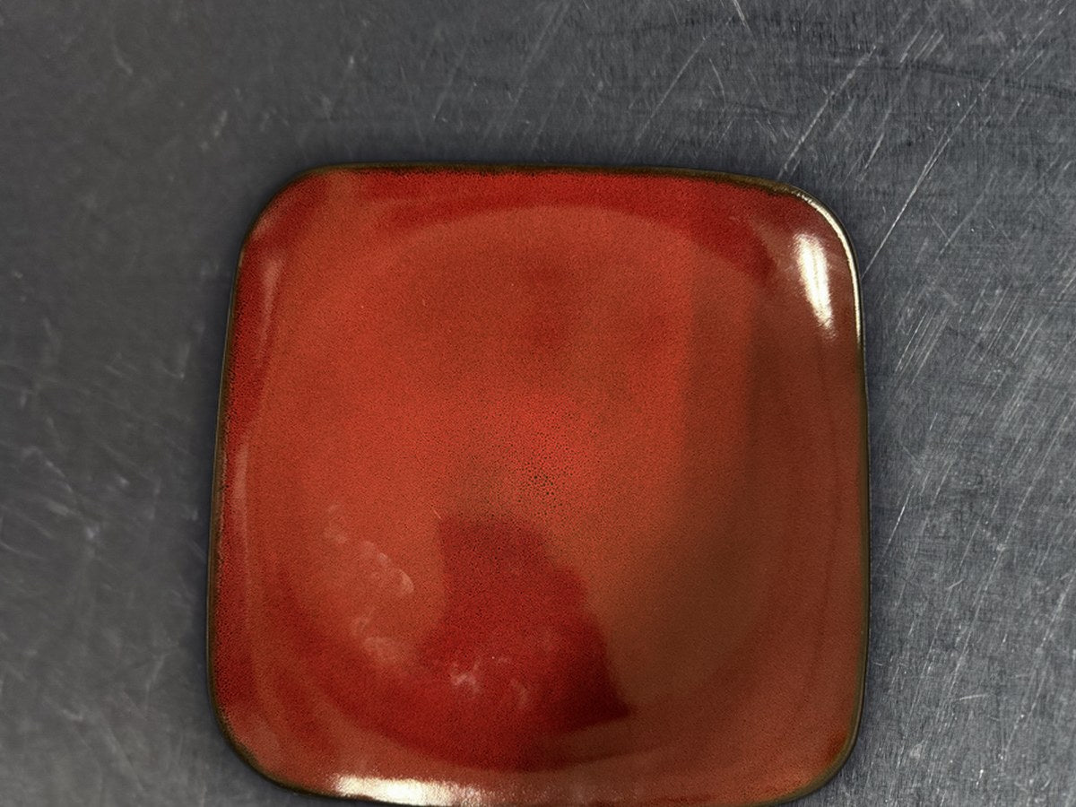 At Home Red Square Set Dish: no lead detected by XRF
