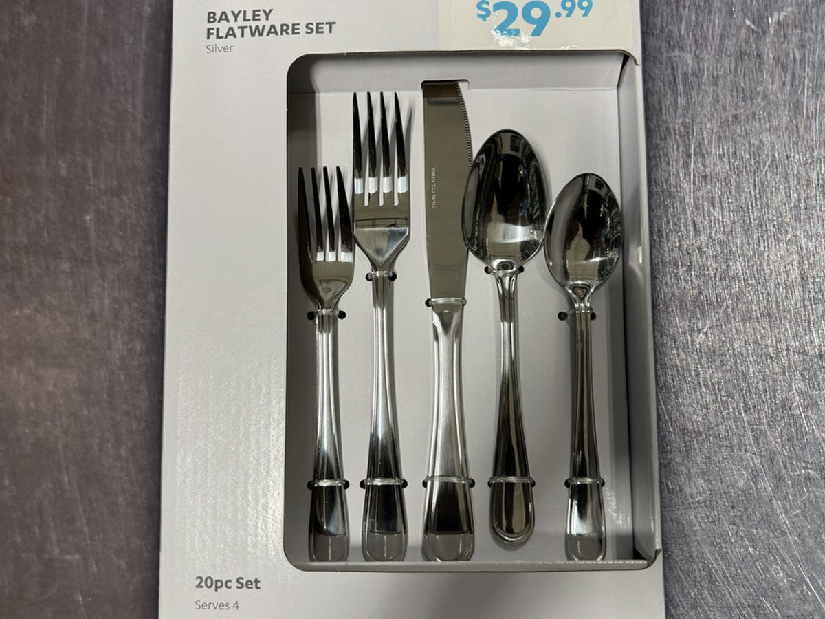At Home Stainless Steel Bayley Silver Flatware: no lead detected by XRF
