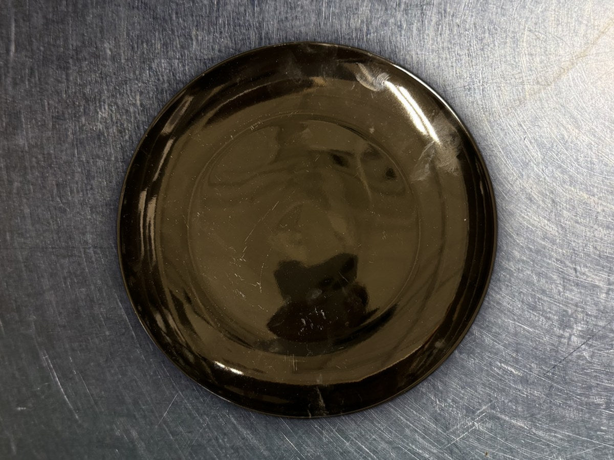 At Home Stoneware Black Dish: 28 ppm lead by XRF