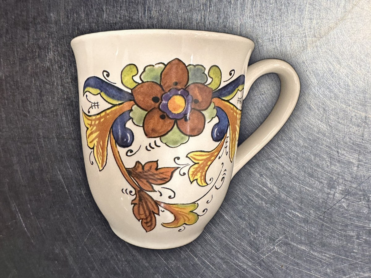 Azzurra Ceramiche Vintage Raffaellesco Mug: 2,145 ppm lead by XRF