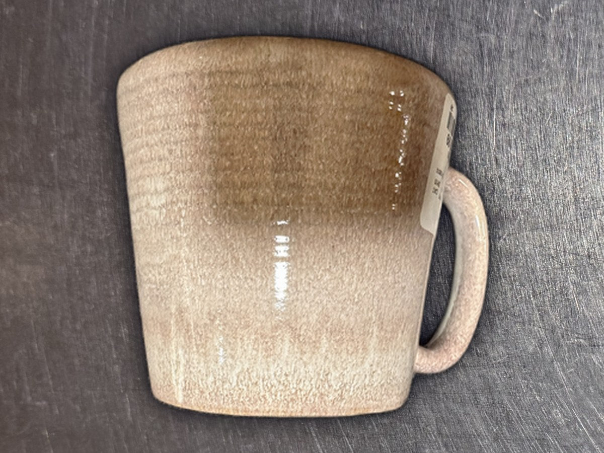 Barcela cream ceramic mug: 423 ppm lead by XRF