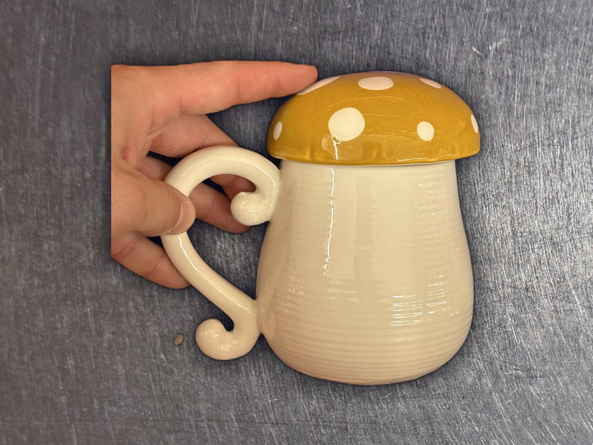 Boston Warehouse Leaf & Bean Lidded Ceramic Mushroom Mug: 132 ppm lead by XRF