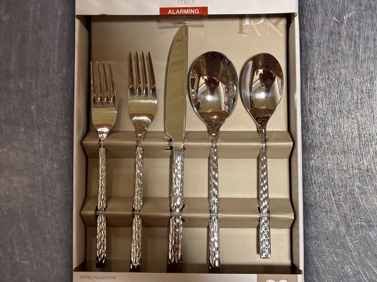 Brandani diamond flatware