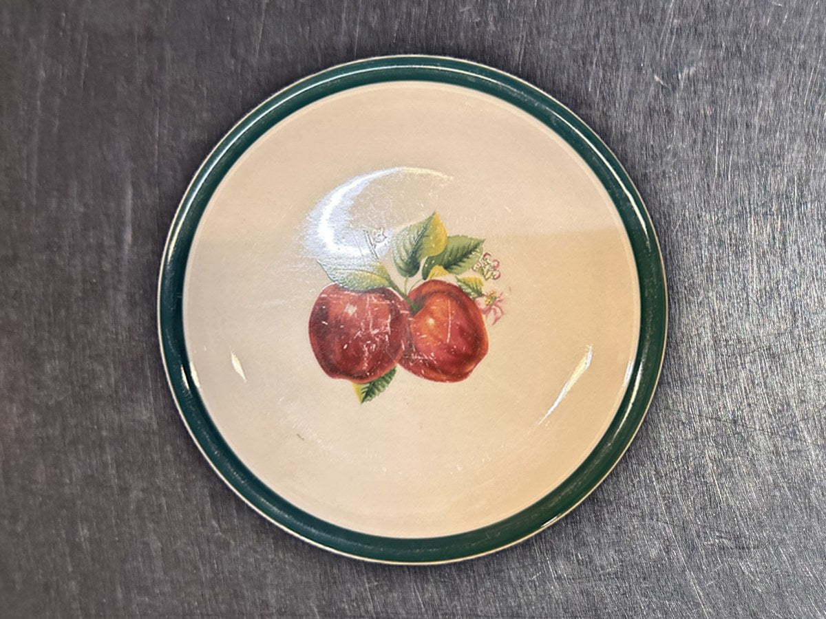 Casuals Apples Saucer: 25,798 ppm lead by XRF