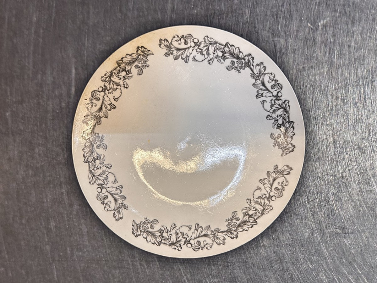 Ceramic Black & White Toile Greenbrier Dish: no lead detected by XRF