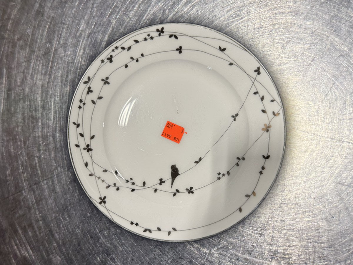 Ciroa Oiseau Birds on Tree Dish: 219 ppm lead by XRF