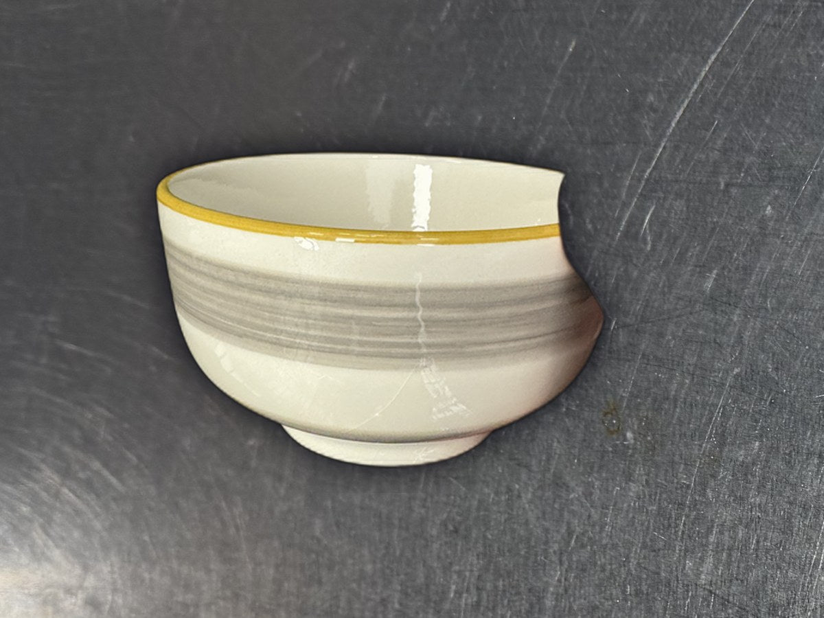 Cmg Small White Bowl: 70 ppm lead by XRF