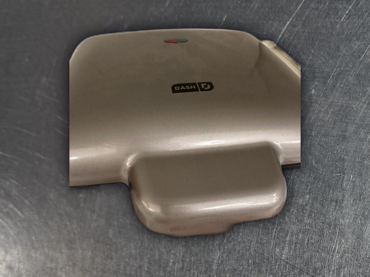 Dash No Drip Waffle Maker XRF Lead Test: Not Lead Safe (170 ppm ...