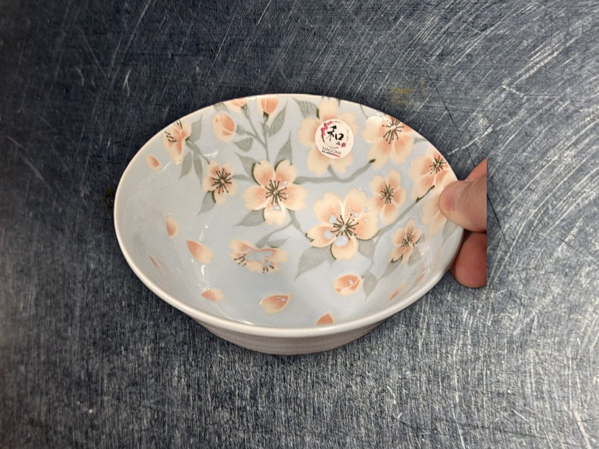 Field sakura series bowl: 52 ppm lead by XRF