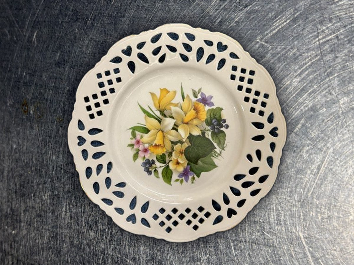 Formalities by Baum Bros Pierced Floral Spring Dish: 12,581 ppm lead by XRF