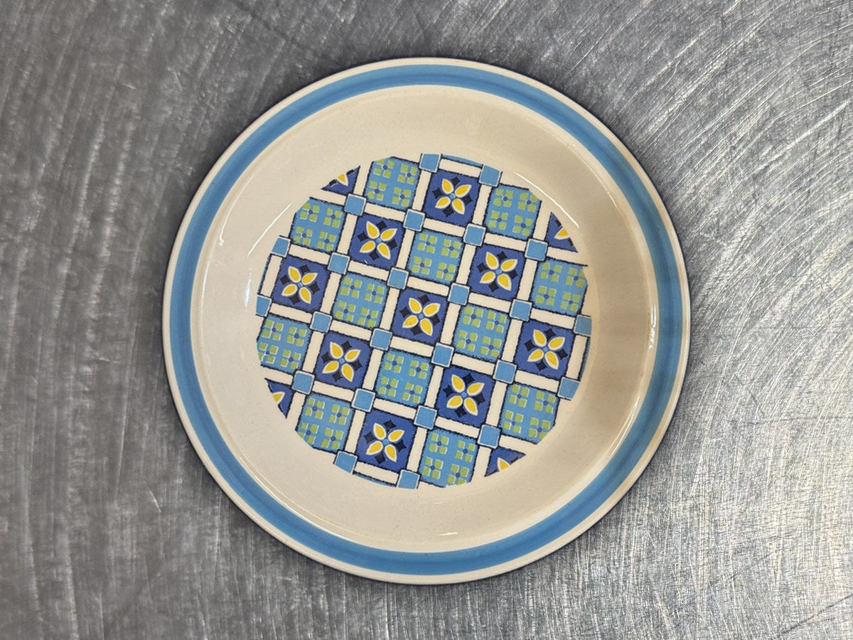 Four Crown China Westchester Dish: 154,303 ppm lead by XRF