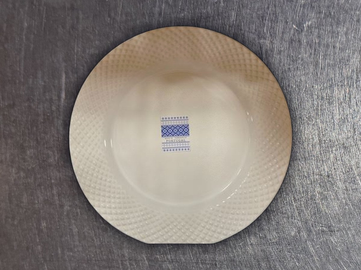 Fusion design by fapor white dish