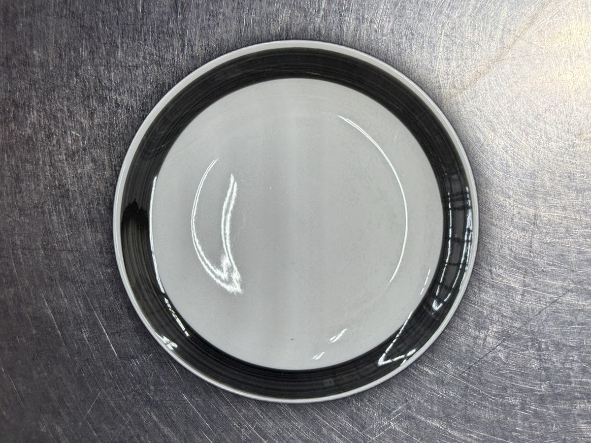 Gibson Home Round Black Design Dish: 86 ppm lead by XRF