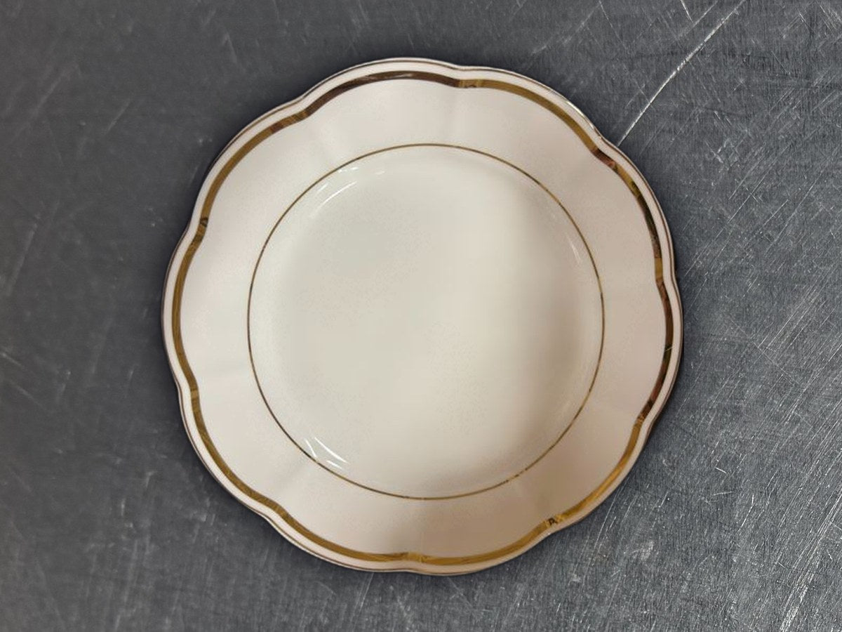 Grace teaware scalloped gold trim dish