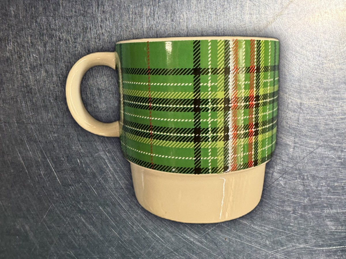 Green Coffee Mugs: 867 ppm lead by XRF