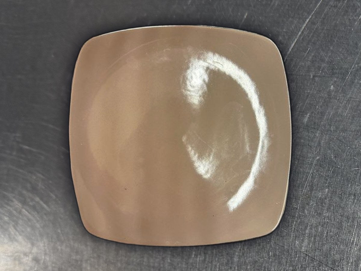 Hearthstone Shallow Square Dish: 898 ppm lead by XRF