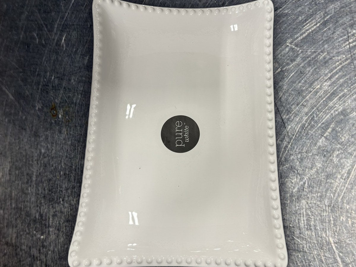 Home Essentials Pure White Serving Dish: 35,582 ppm lead by XRF