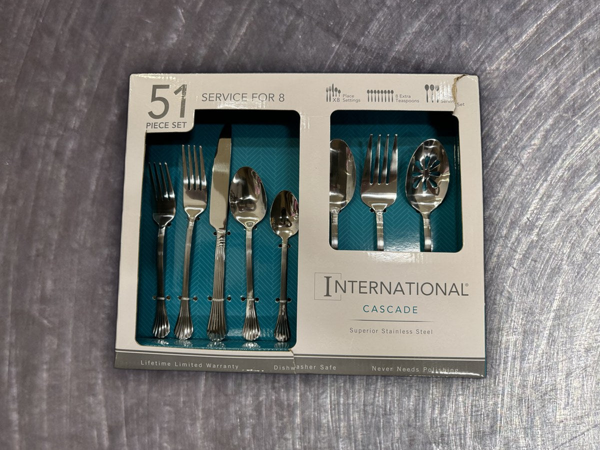 International Cascade Silver Stainless Steel Flatware: no lead detected by XRF