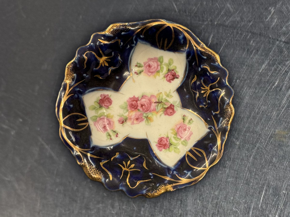 IPF Germany Cobalt Blue with Cabbage Roses Bowl: 6,093 ppm lead by XRF