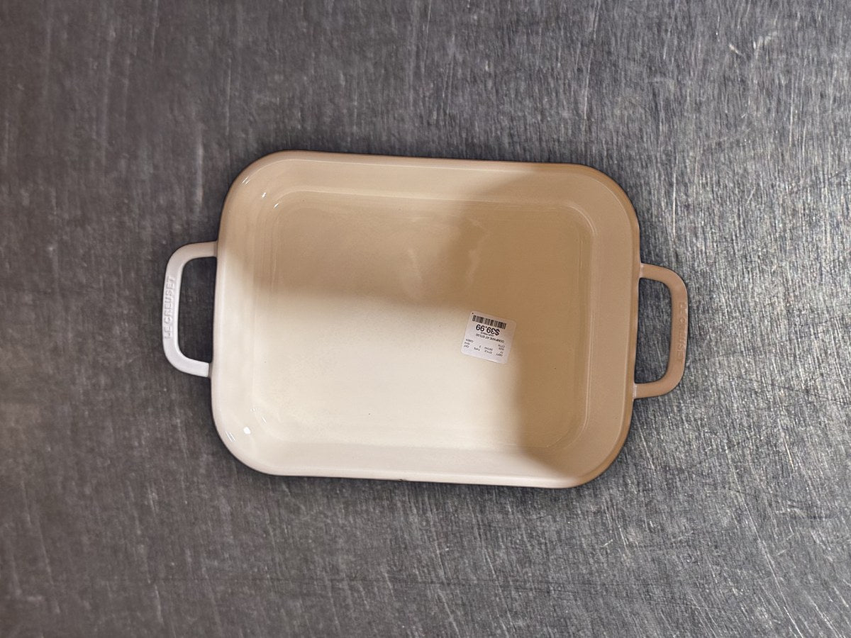 Le creuset rectangular white baking dish