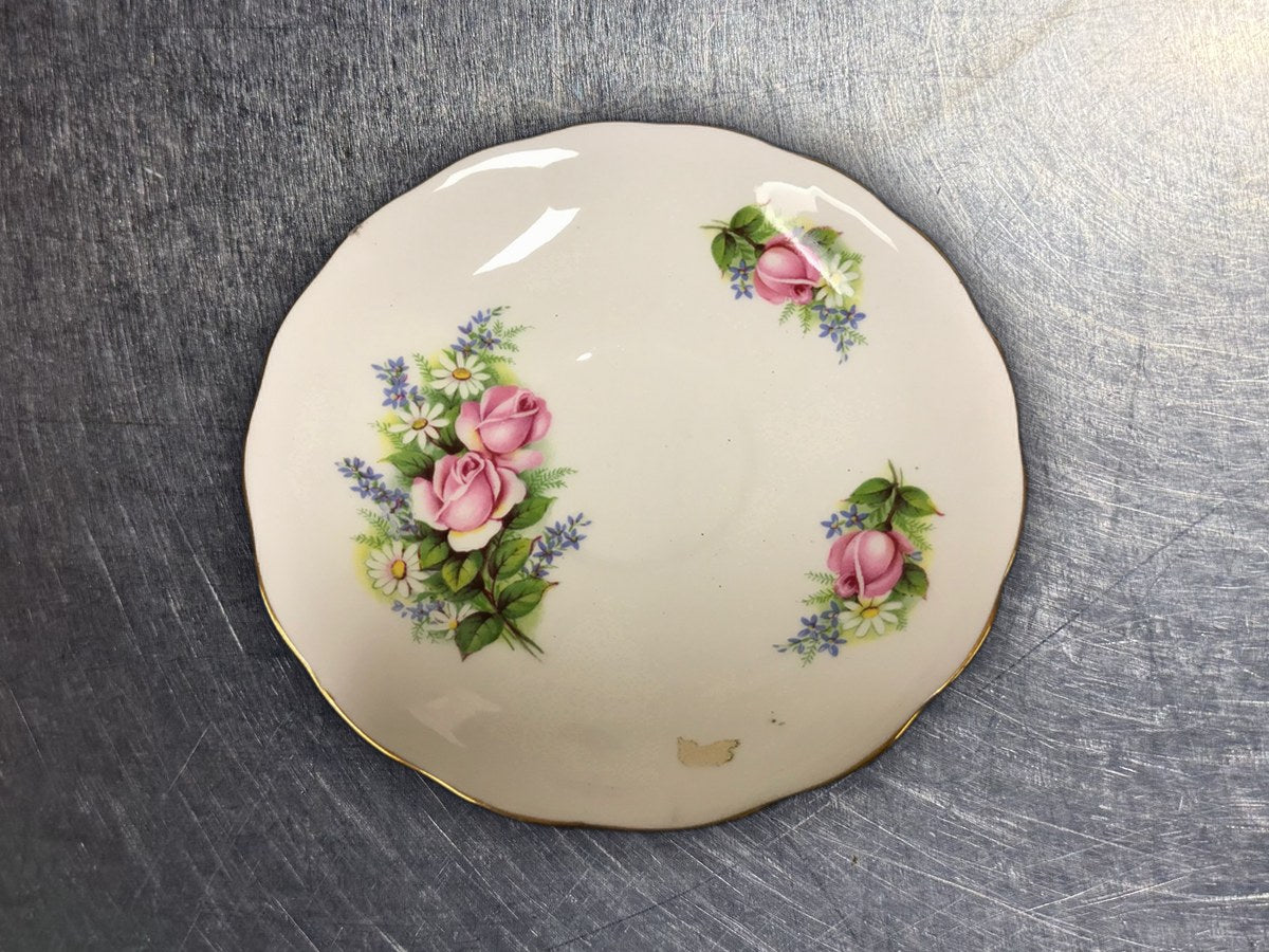 Crown Royal Bone China E 76 5: 1,700 ppm lead by XRF