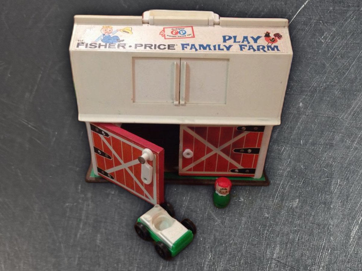 Vintage Fisher Price Family Play Farm Set – Barn: 240 ppm lead by XRF