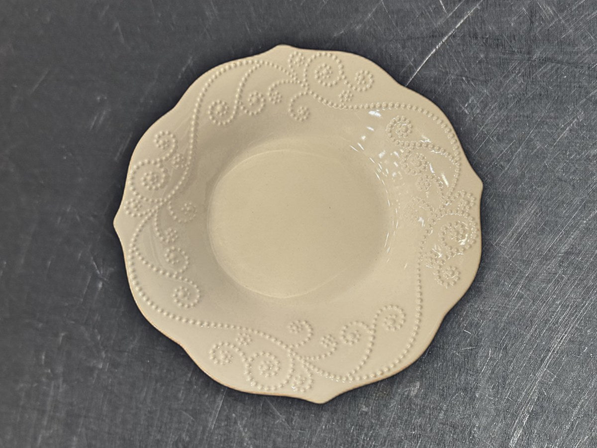 Lenox French Pearl White Saucer: 113 ppm lead by XRF
