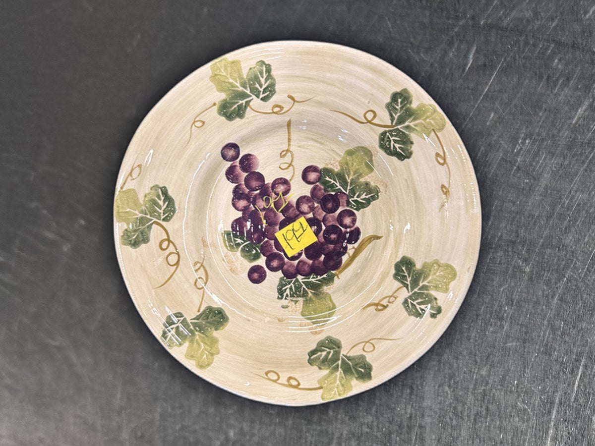 Lines N Things Cranbury Dish: 8,988 ppm lead by XRF