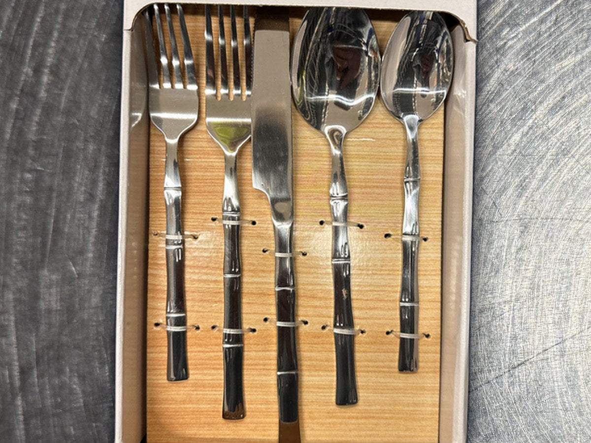 Mainstays Stainless Steel Bamboo Flatware: no lead detected by XRF
