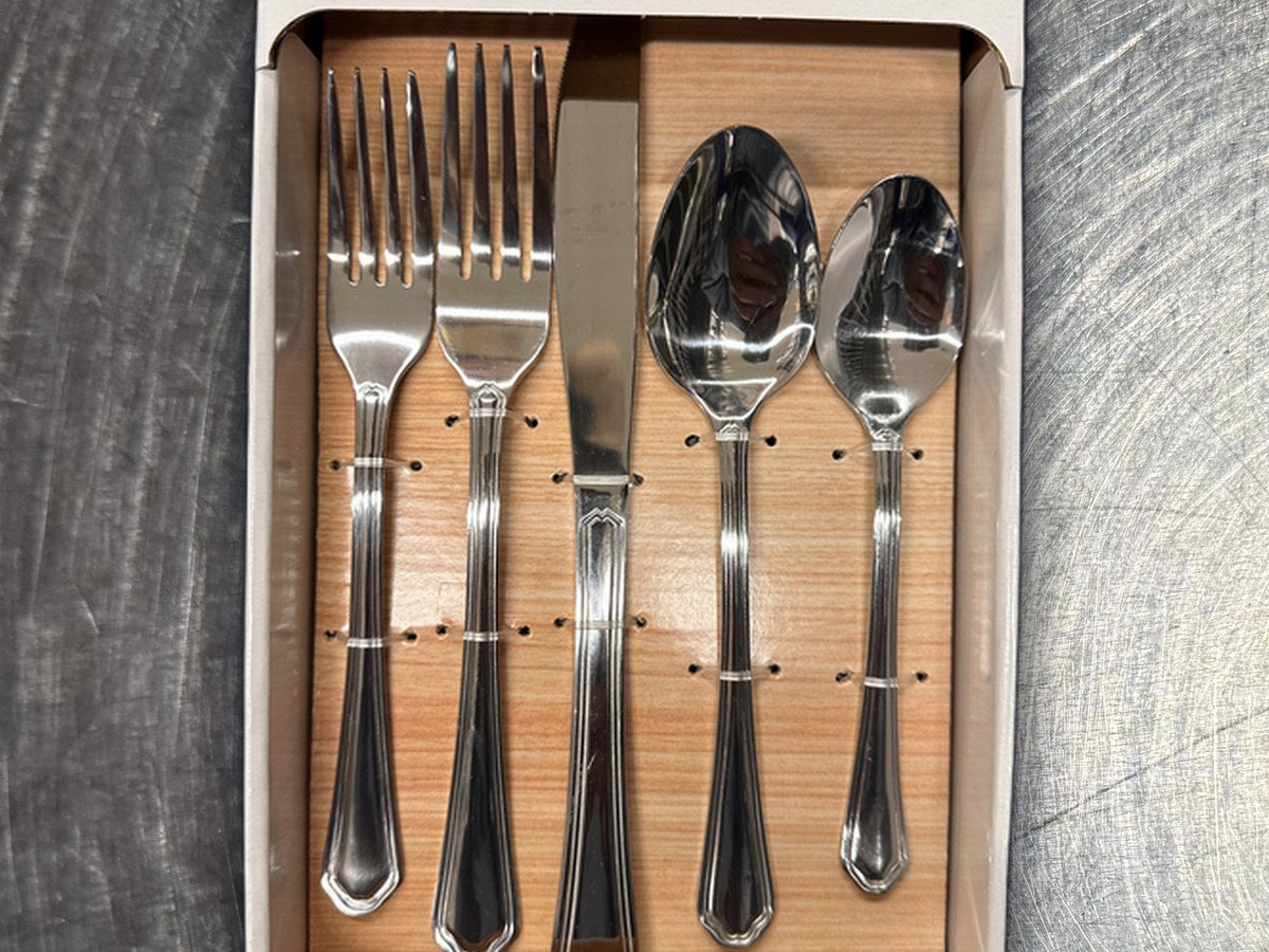 Mainstays Stainless Steel Connor Collection Flatware: no lead detected by XRF