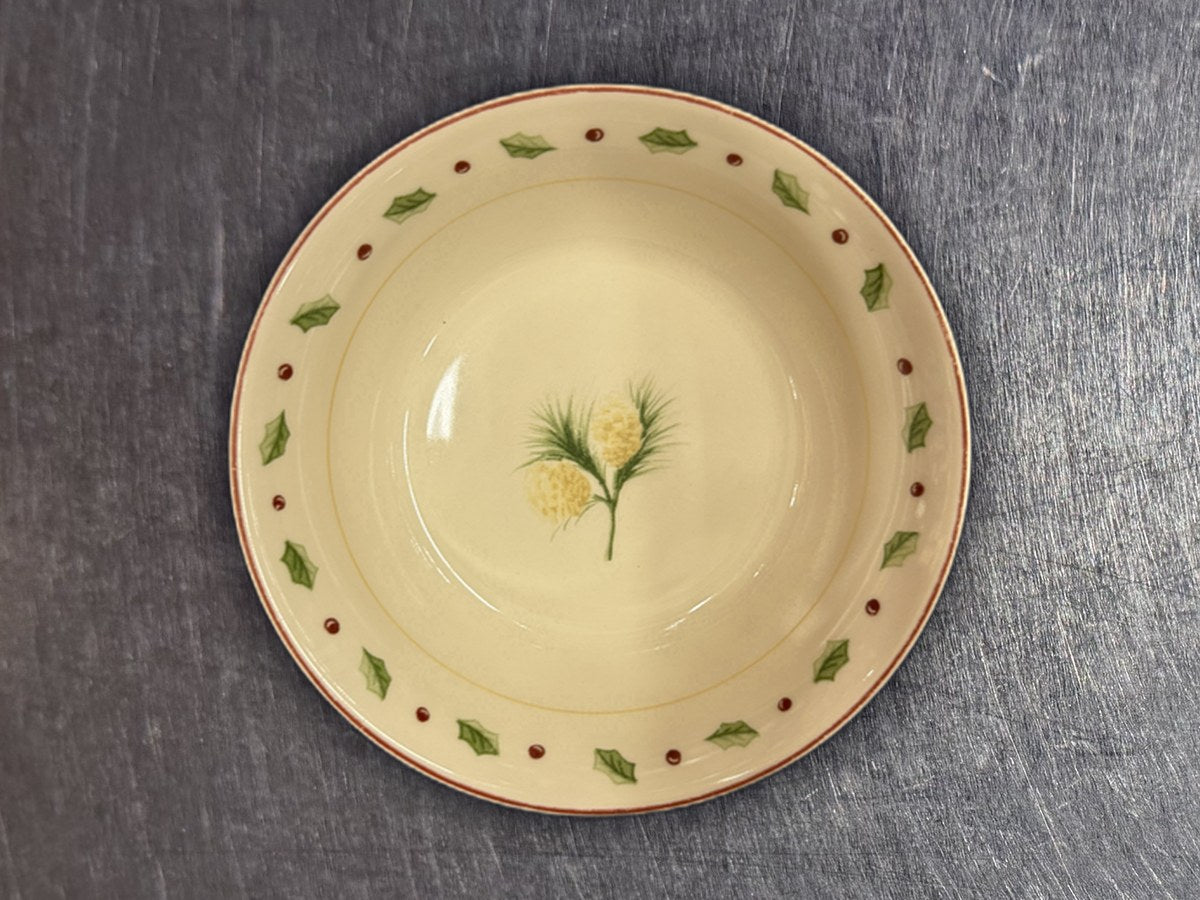 Merry Brite Christmas Pine Cone Bowl: 19,118 ppm lead by XRF