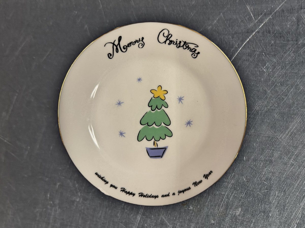Merry Brite Christmas Tree Saucer: 35,258 ppm lead by XRF
