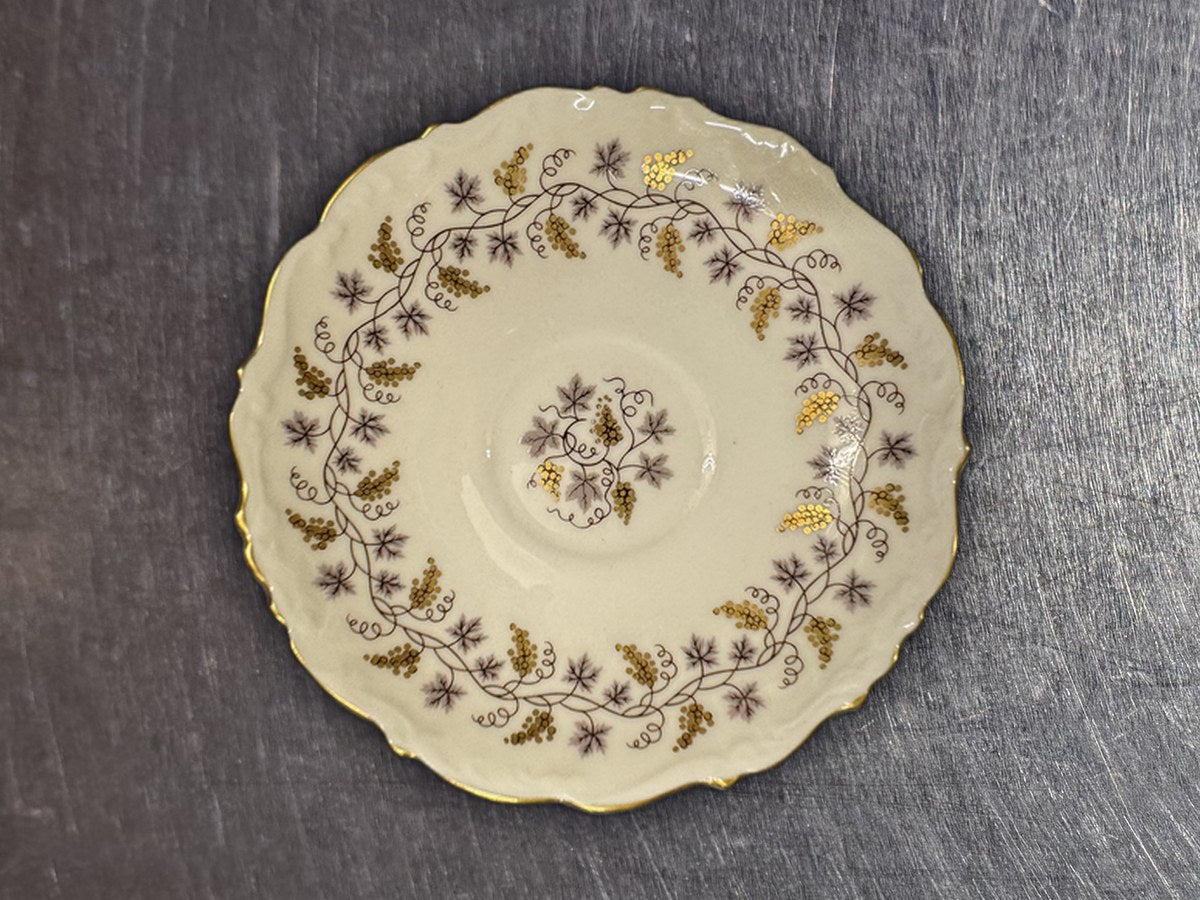 Minerva Coalport Edge Dish: 89,045 ppm lead by XRF