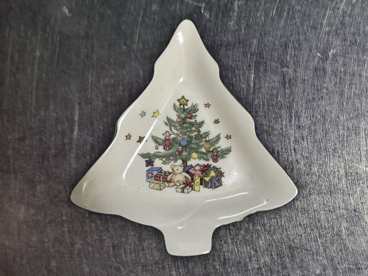 Nikko Holiday Christmas Tree Dish: 119,628 ppm lead by XRF