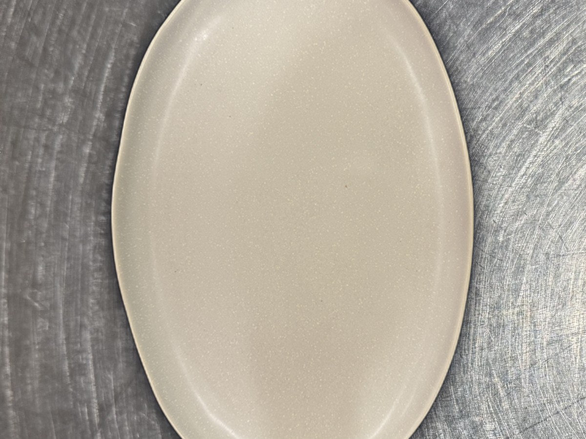 Oake Oblong White Dish: 82 ppm lead by XRF