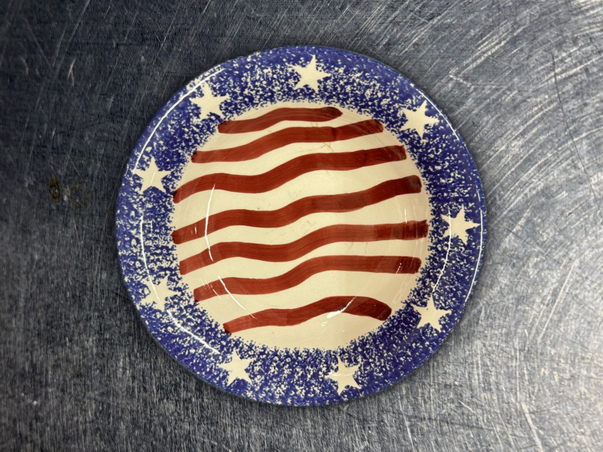 Oxford Elite Patriotic Fused Soup Bowl: 47,531 ppm lead by XRF