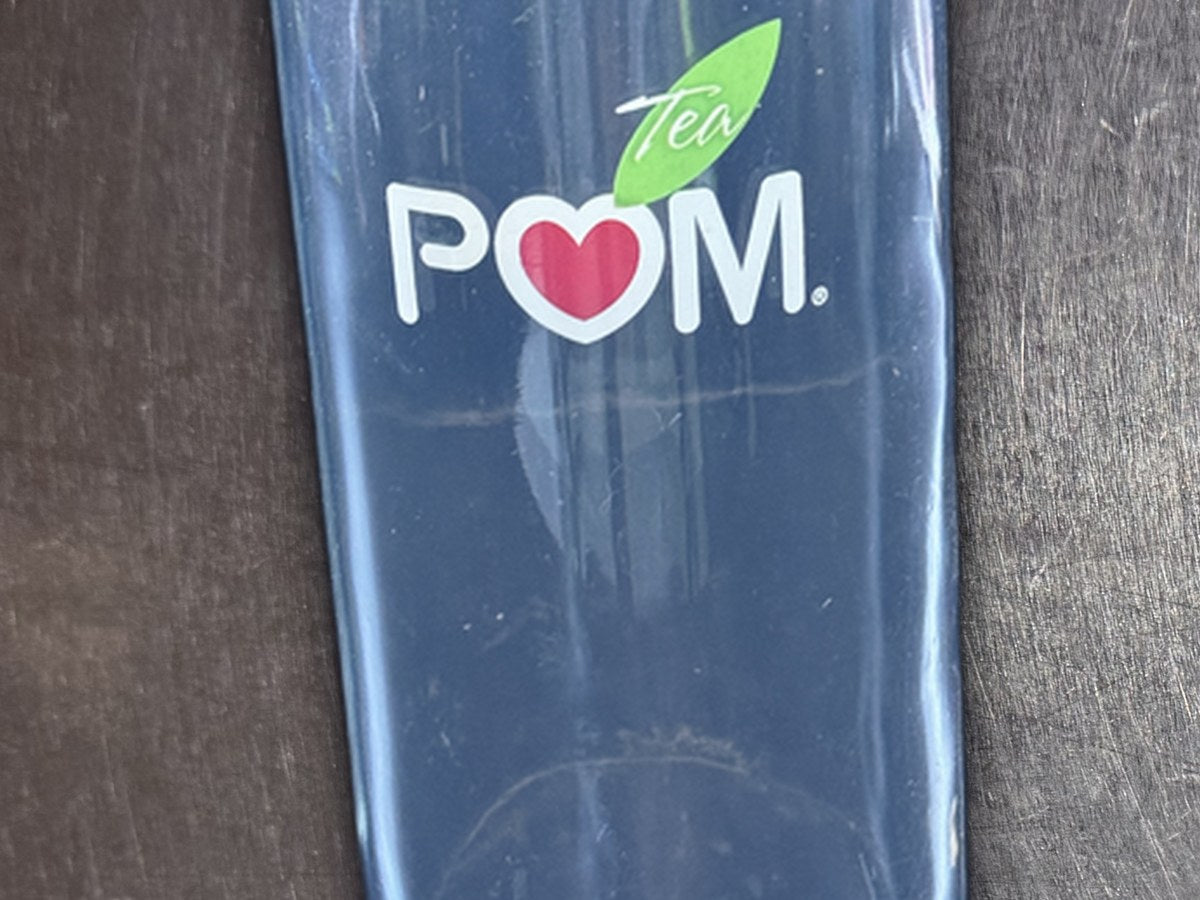 Pom tea glass