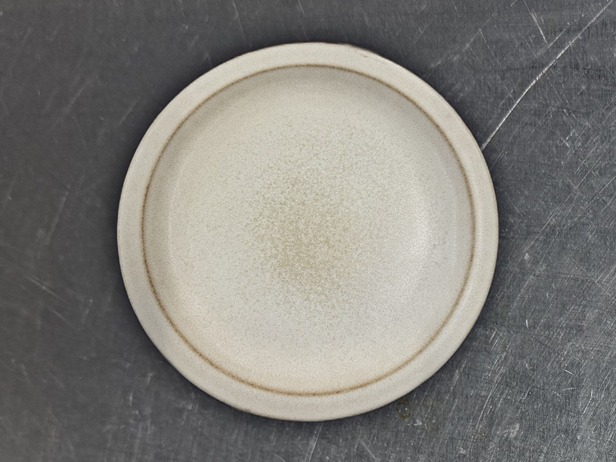 Pottery Barn Mendocino Mancer Round Dish: 371 ppm lead by XRF