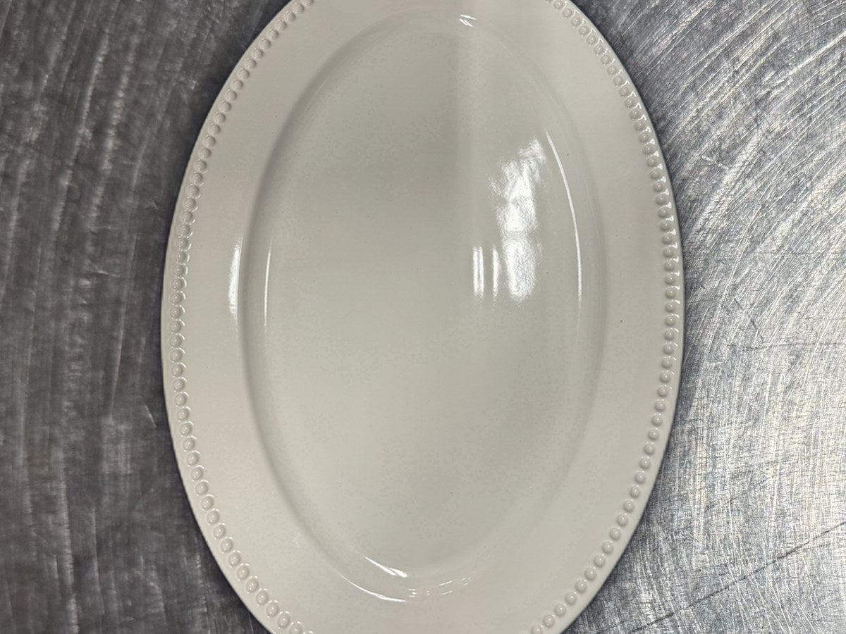 Providence Embossed Dotted Serving Dish: 879 ppm lead by XRF