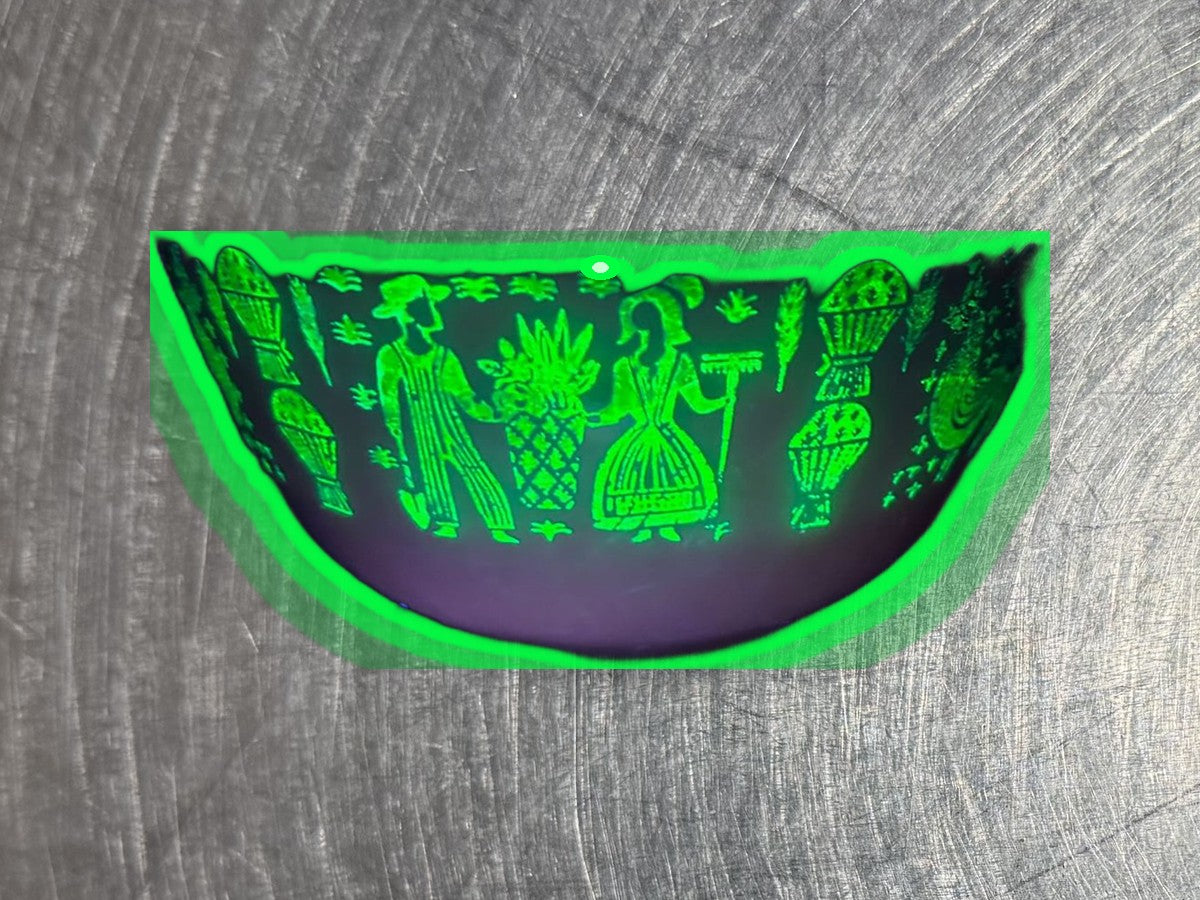 Pyrex Mixing Bowls: 9,180 ppm lead by XRF