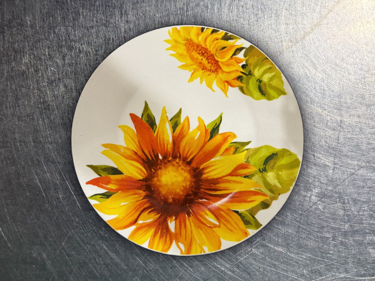 Royal Norfolk Sun Flower Dish: no lead detected by XRF