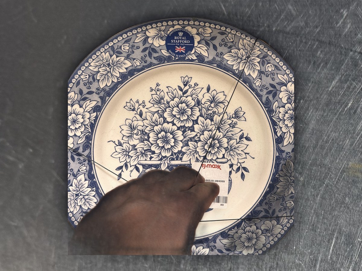 Royal Stafford English Toile Blue Dish: 69,369 ppm lead by XRF