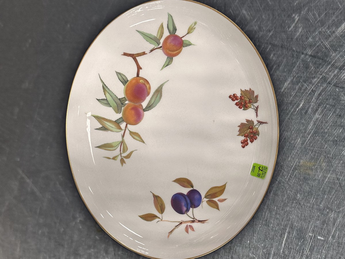 Royal Worcester Evesham Meat Fruit Peach Dish