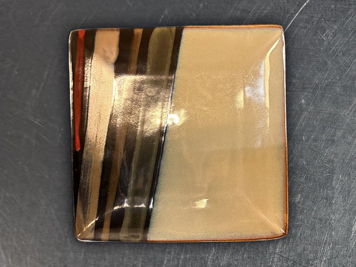 Sango Avanti Black Square Dish: 1,685 ppm lead by XRF