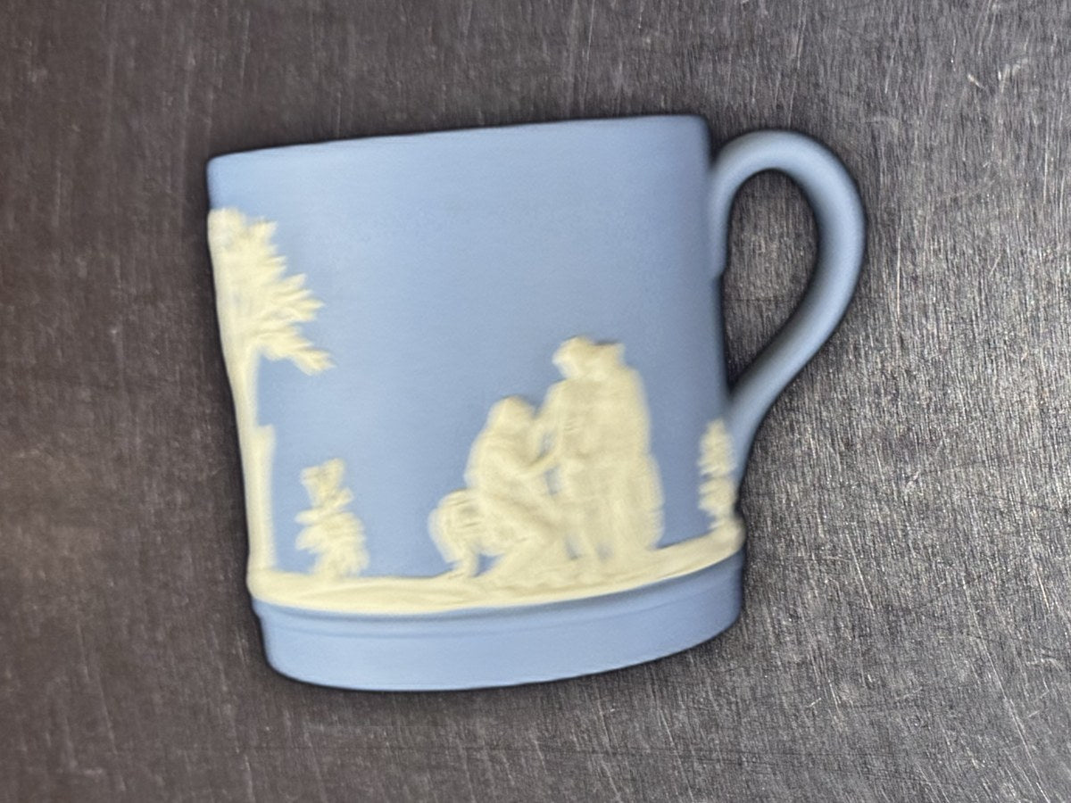 Shannon Freeport Blue Demitasse Cup: no lead detected by XRF