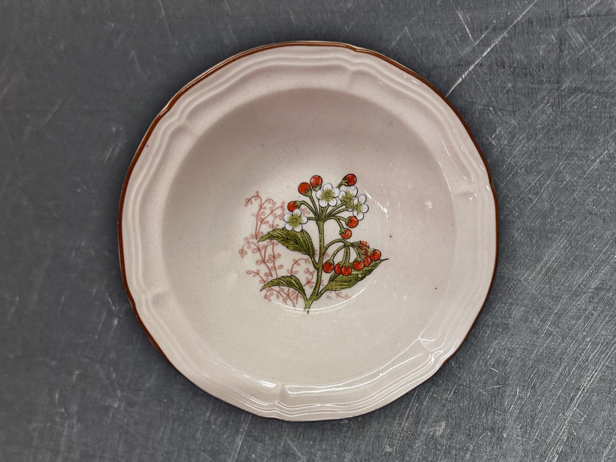 Strawberry Vintage Dish: 29,364 ppm lead by XRF